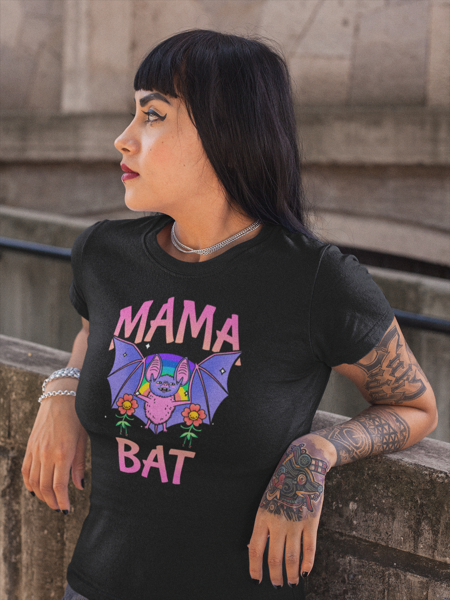 Mama Bat UNISEX JERSEY SHORT SLEEVE TEE SHIRT